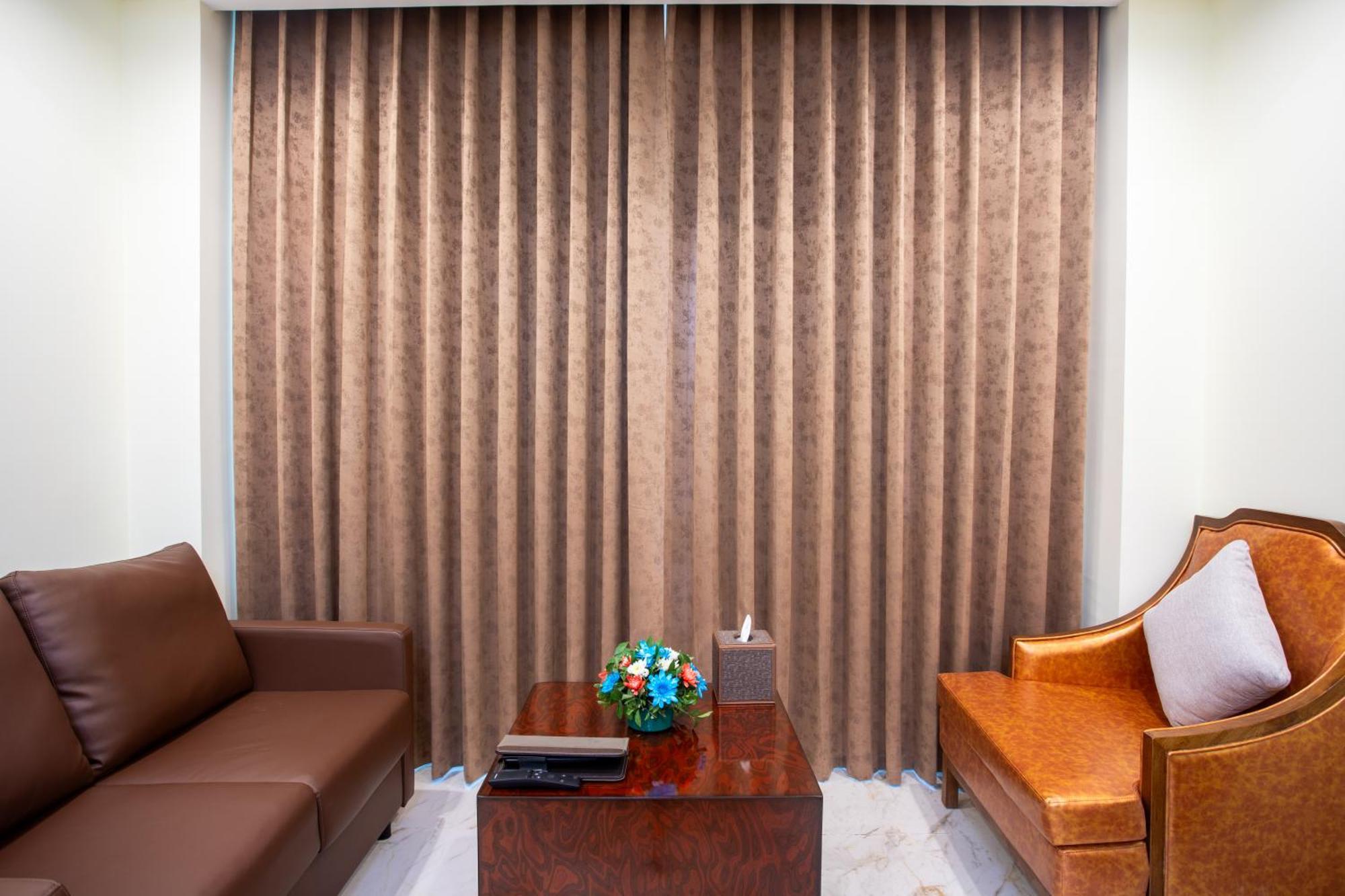 Hotel The Avenue Grand